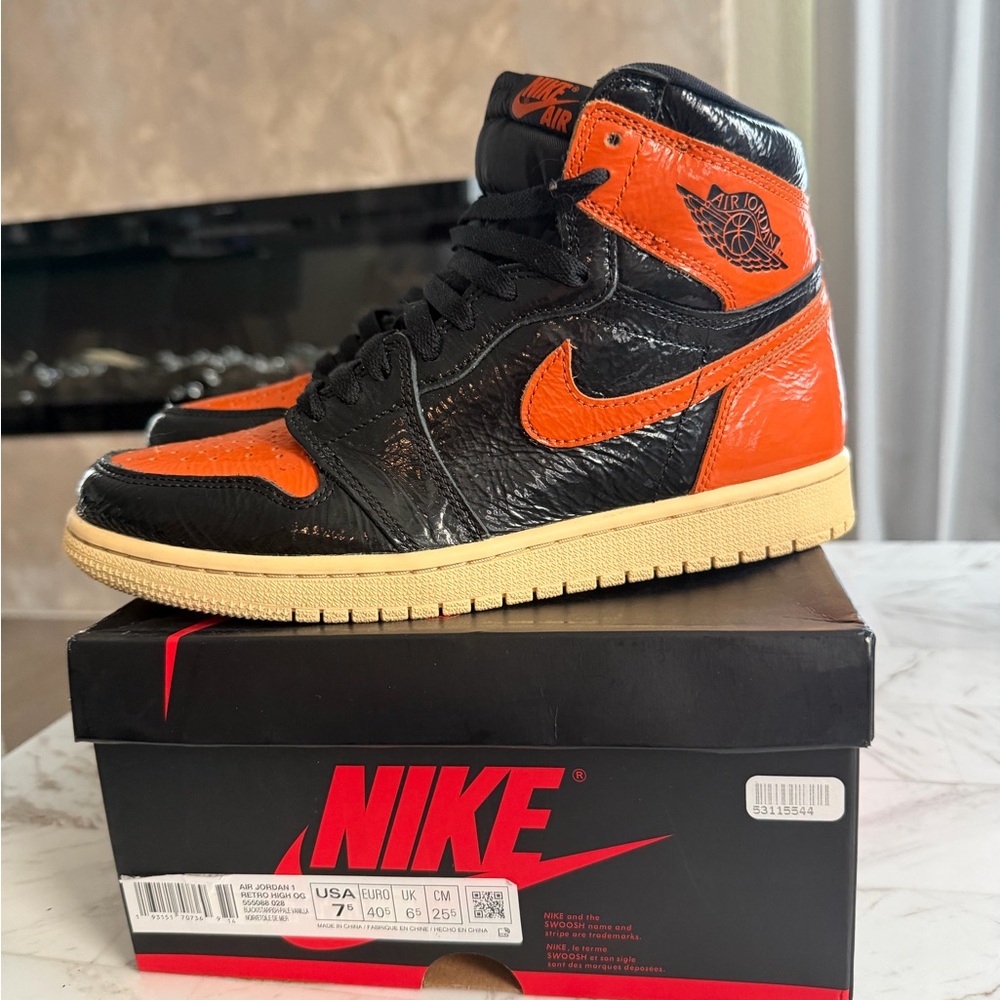 Nike Air Jordan 1 Shattered Backboard
